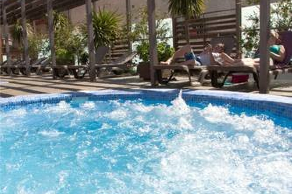 Alegria Plaza Paris (Lloret de Mar)