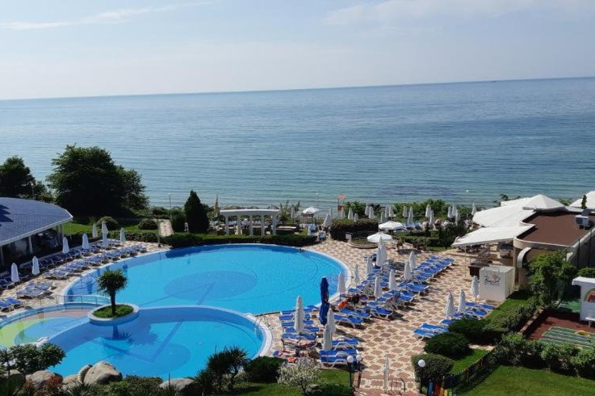 Sineva Beach