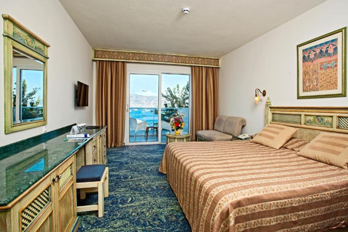 SALMAKIS BEACH RESORT AND SPA (Bodrum)