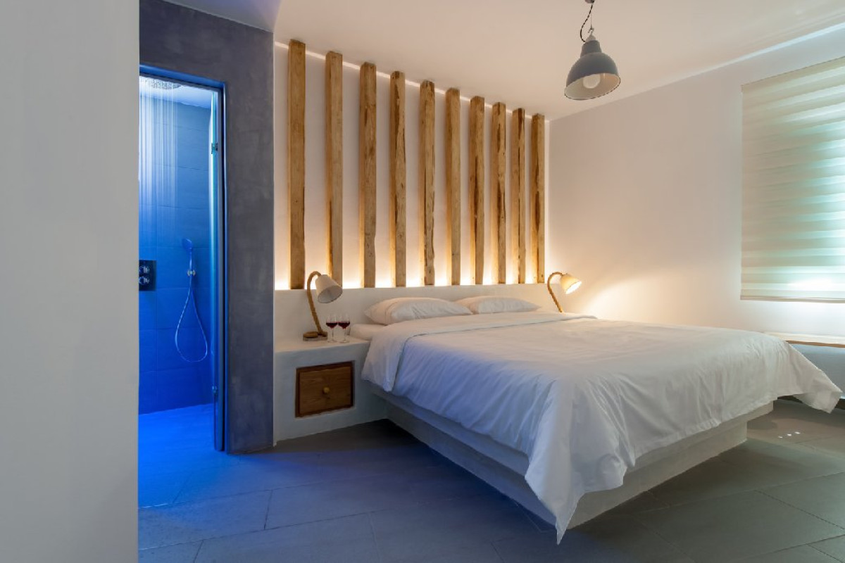 Neptune Luxury Spa Suites