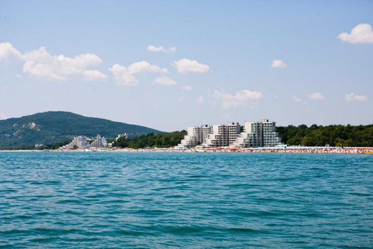 BORYANA - Hotel Renovat 2025
