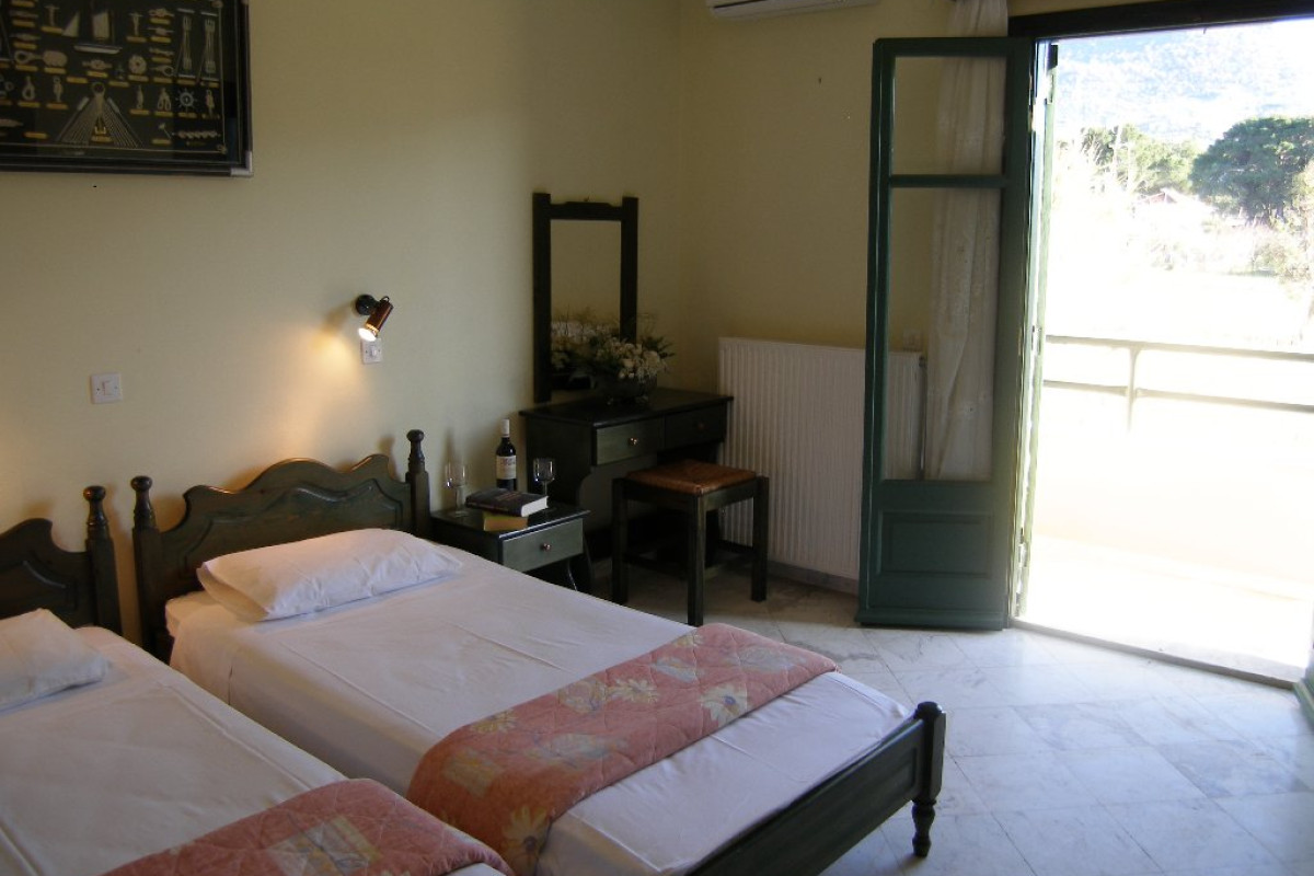Elektra Apartments and Studios, Petra