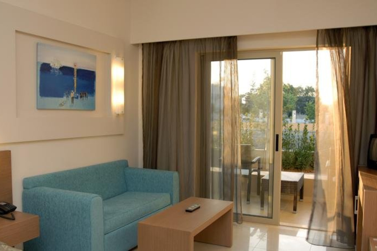 Atlantica Amalthia Beach Resort - Adults Only (K)