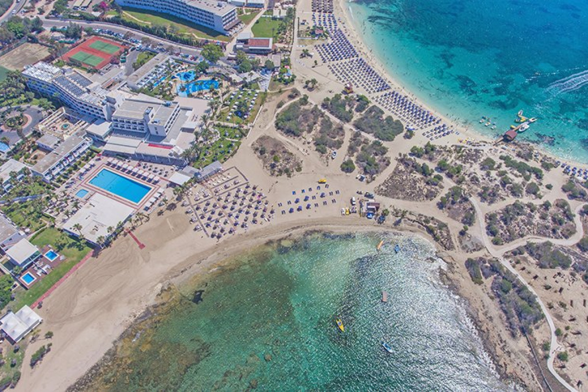 THE DOME BEACH HOTEL