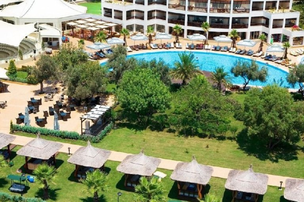 LATANYA PARK RESORT