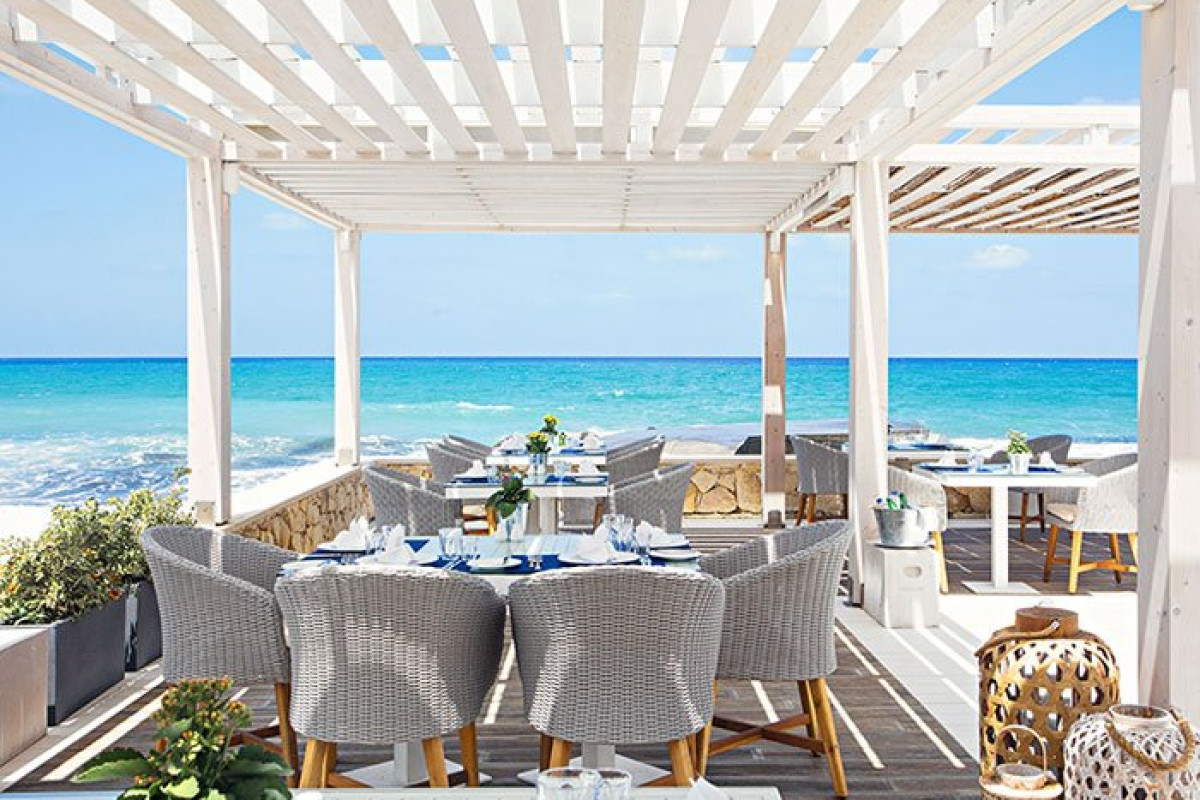 Grecotel Lux Me White Palace