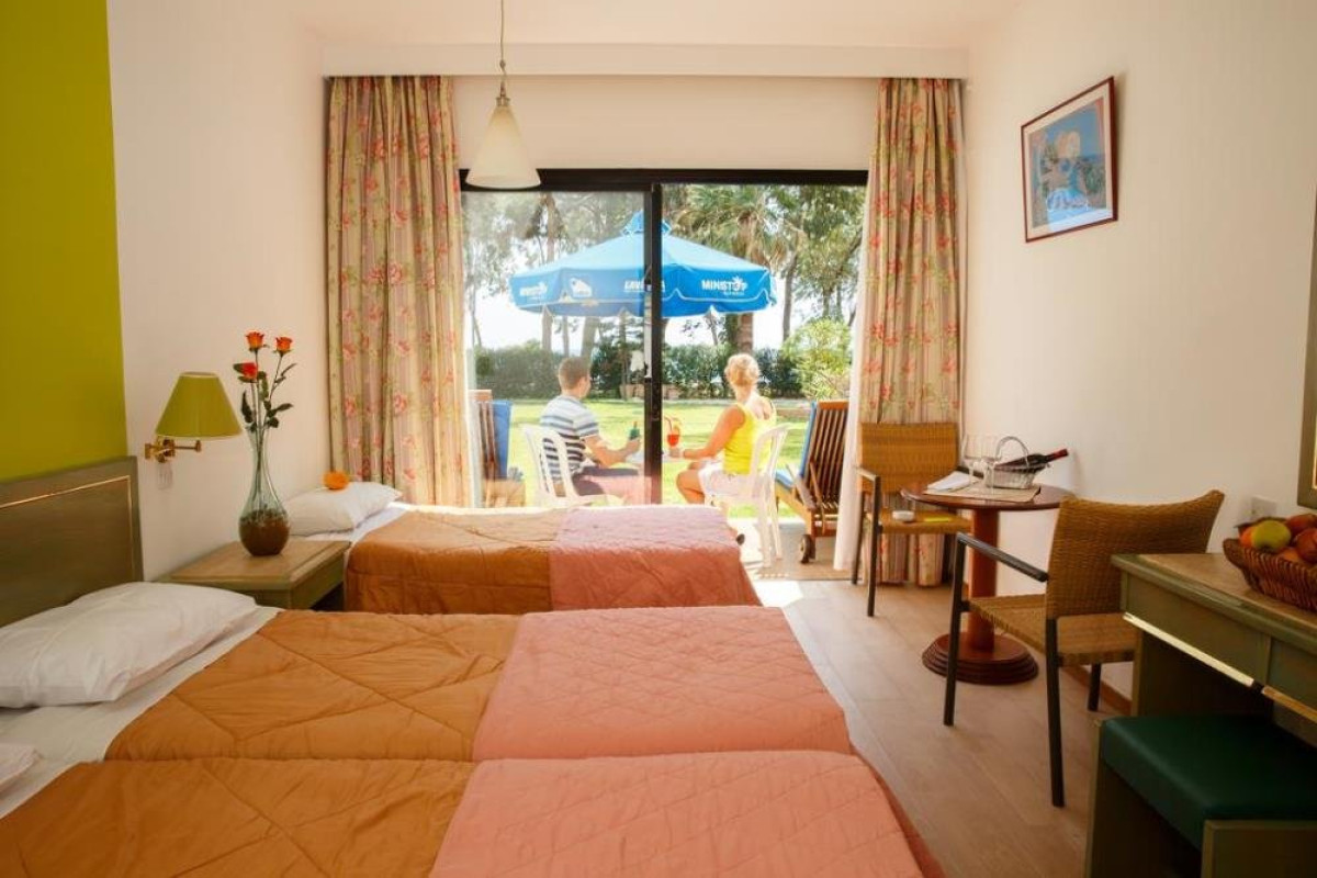 Park Beach Hotel
