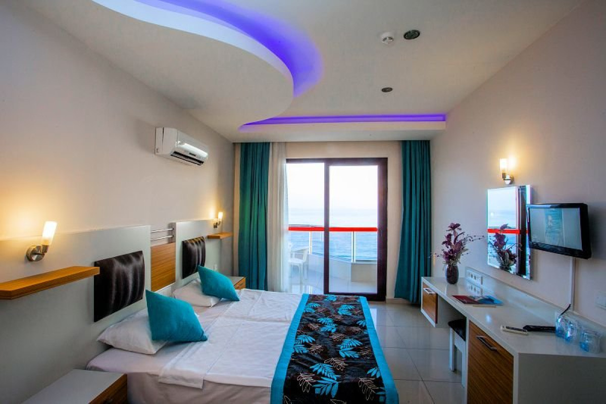 KLEOPATRA ADA BEACH HOTEL