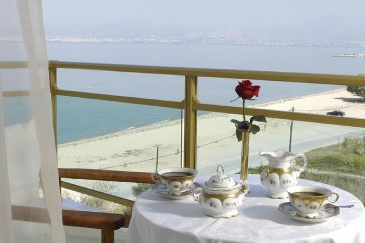 Santa Beach Hotel (Salonic - Agia Triada)