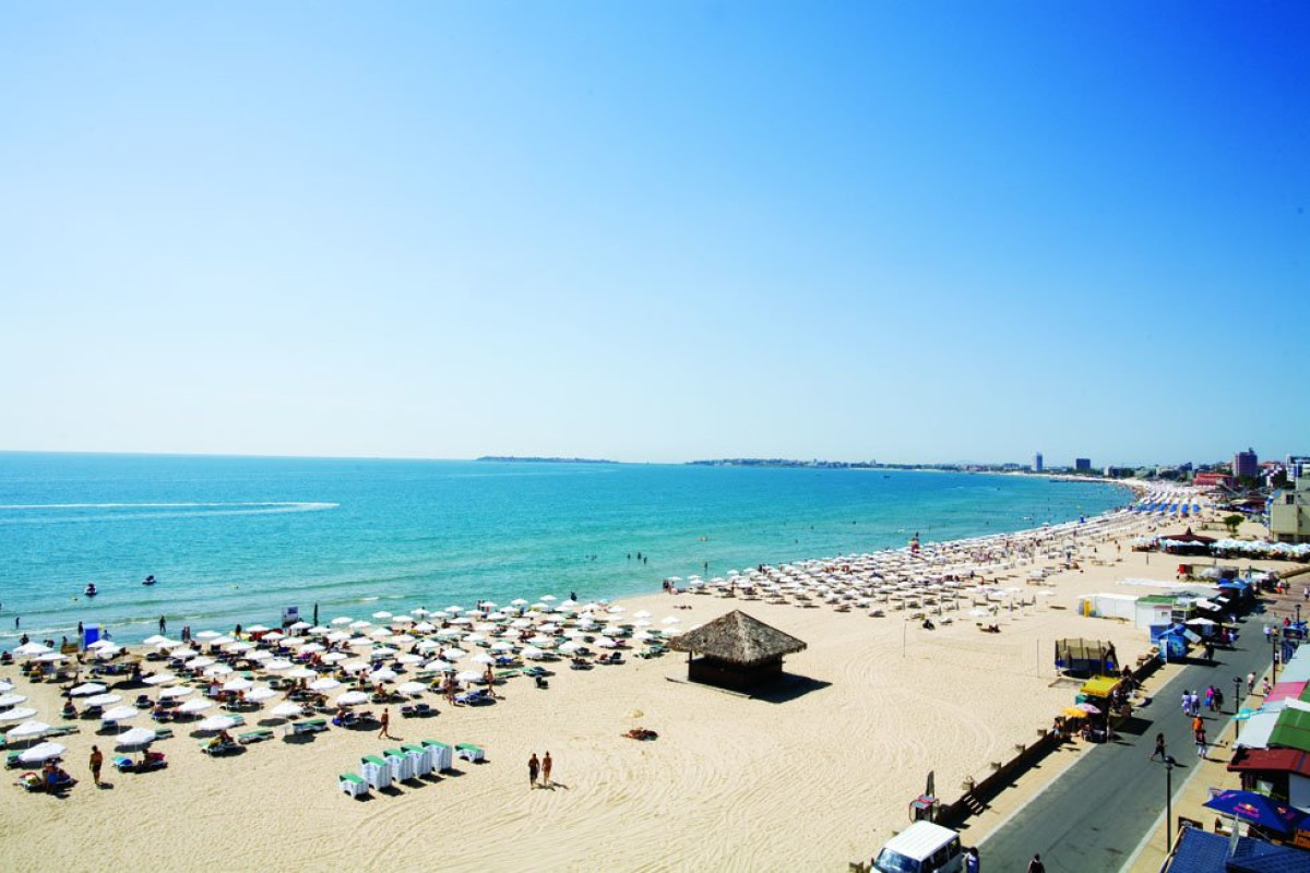 DIT EVRIKA BEACH CLUB