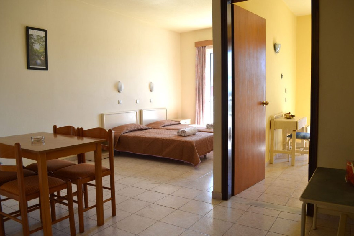 Kremasti Memories Apartments