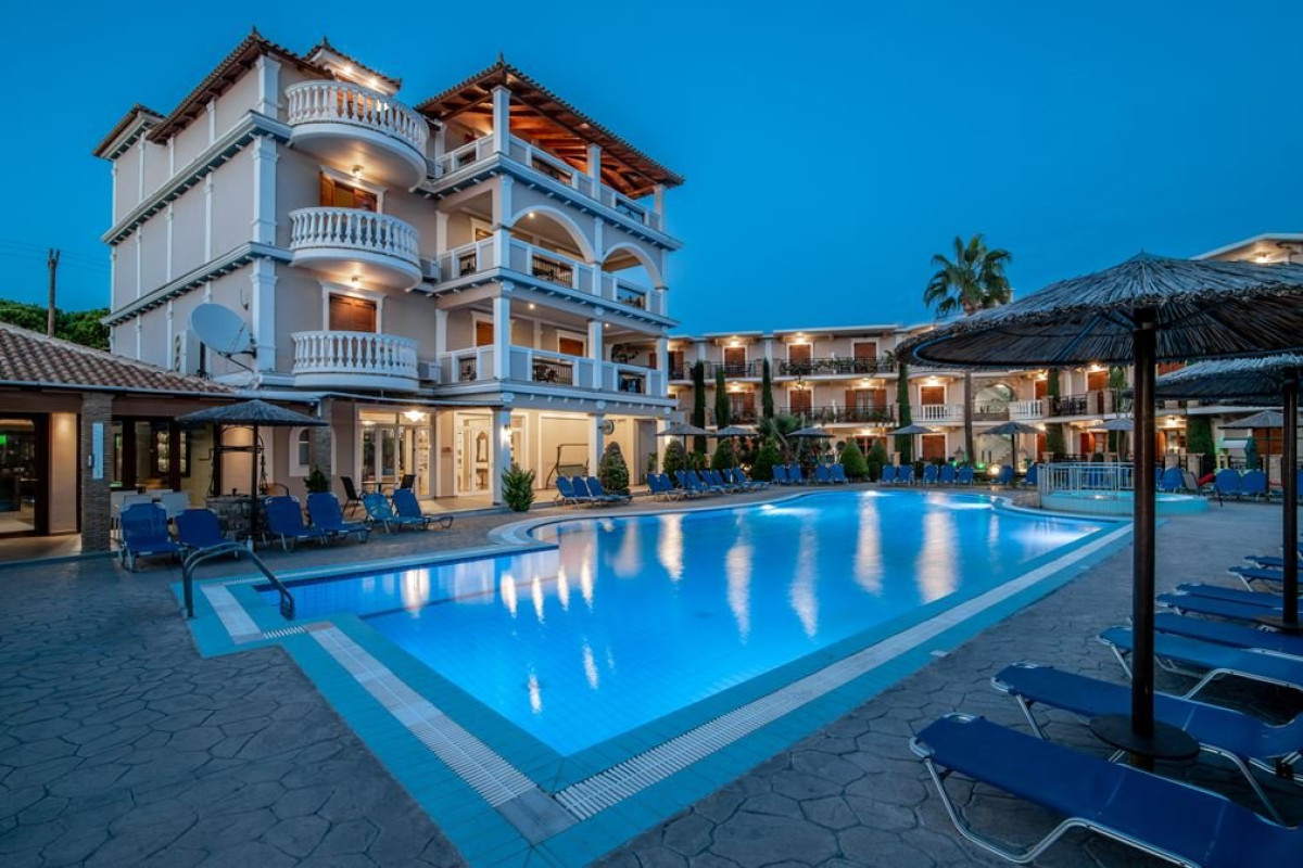 Plaza Pallas (Tsilivi)