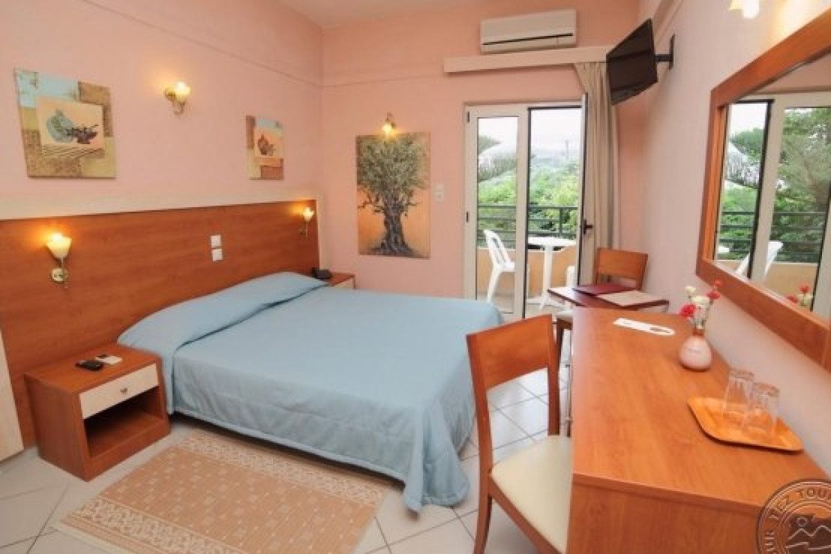 Erato Hotel (Gournes)