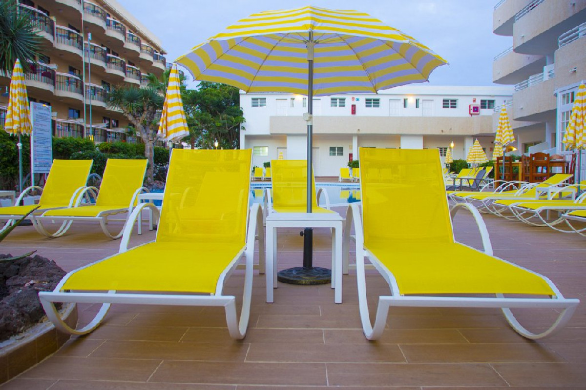Coral California - Adults Only 16+