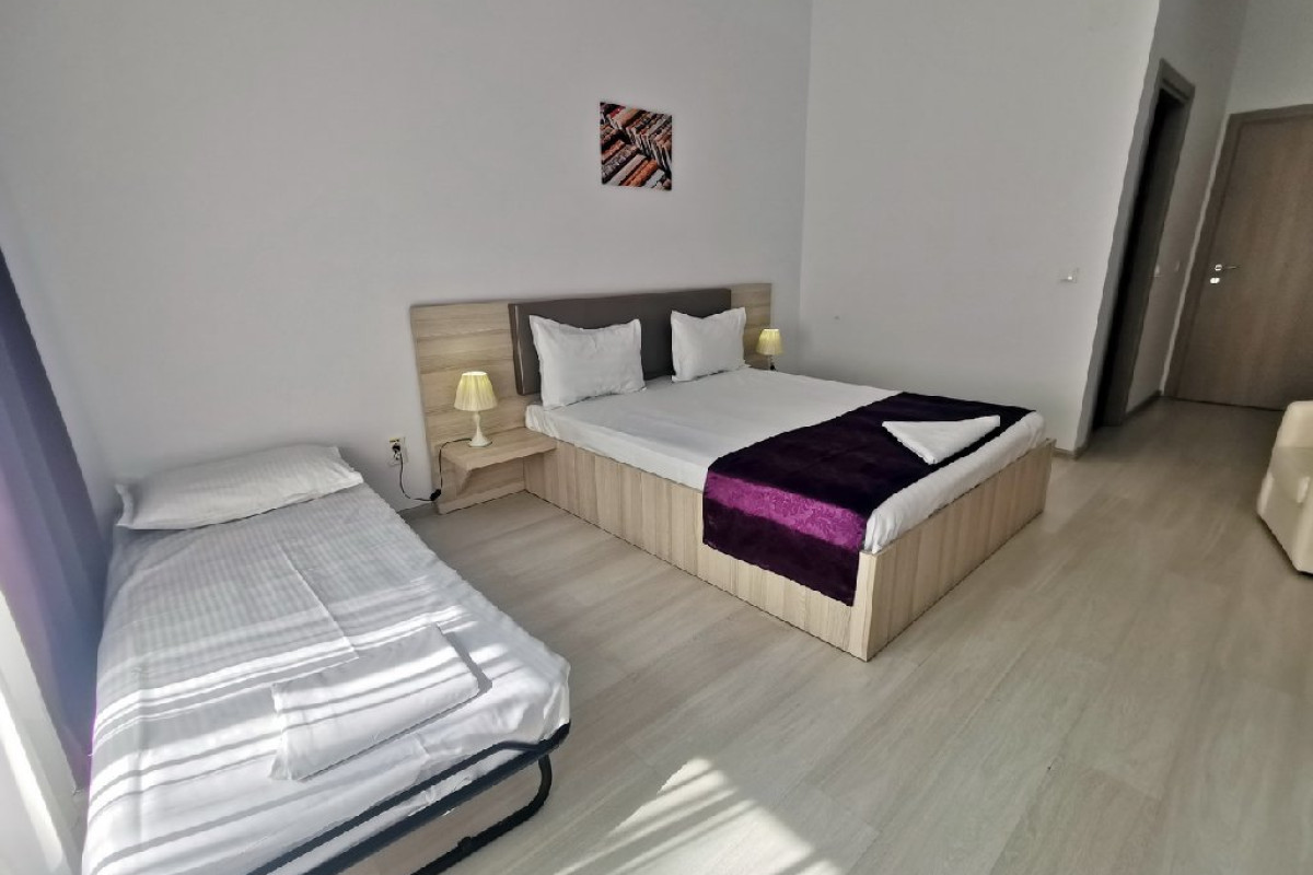 Q Hotel