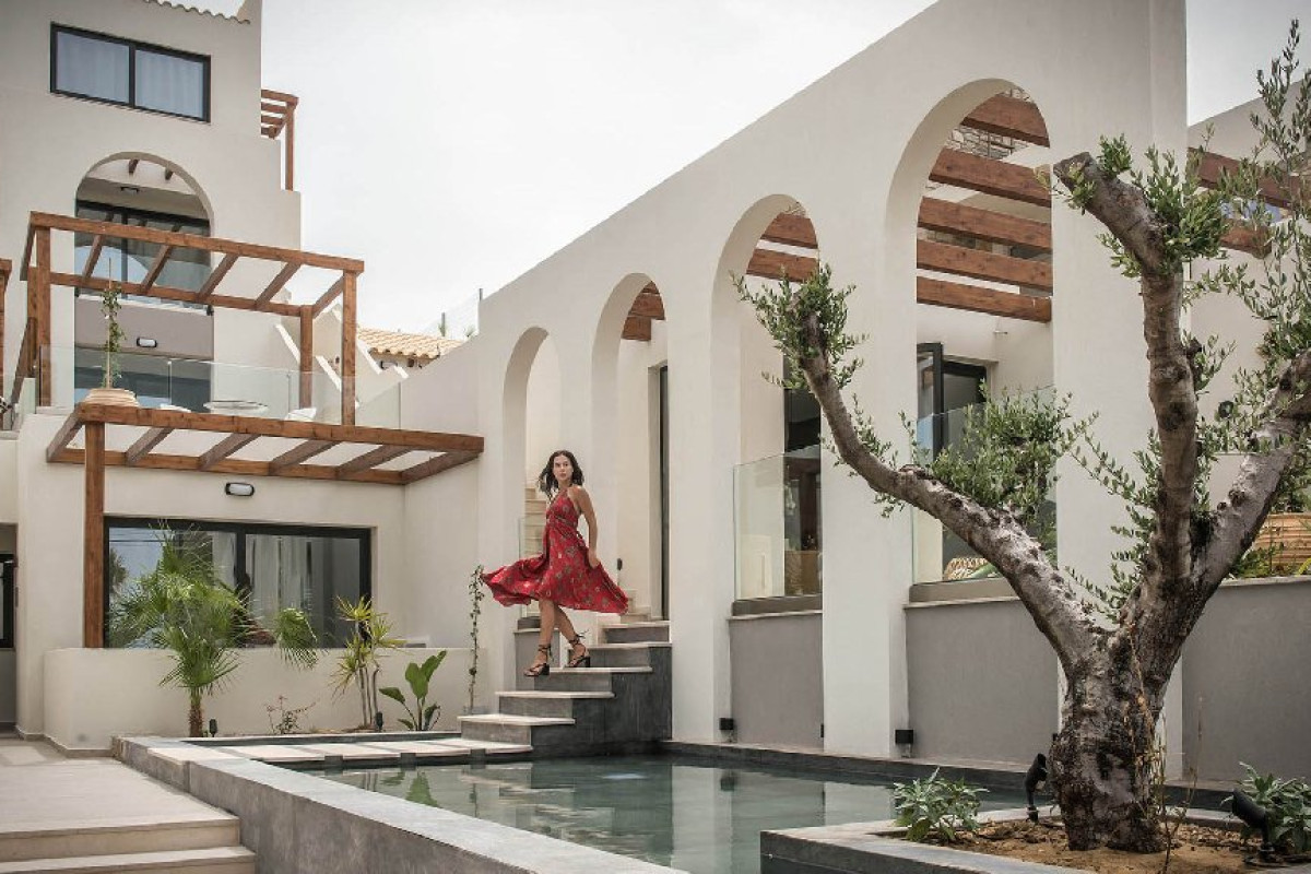 VAYA SUITES OMILOS HOTELS