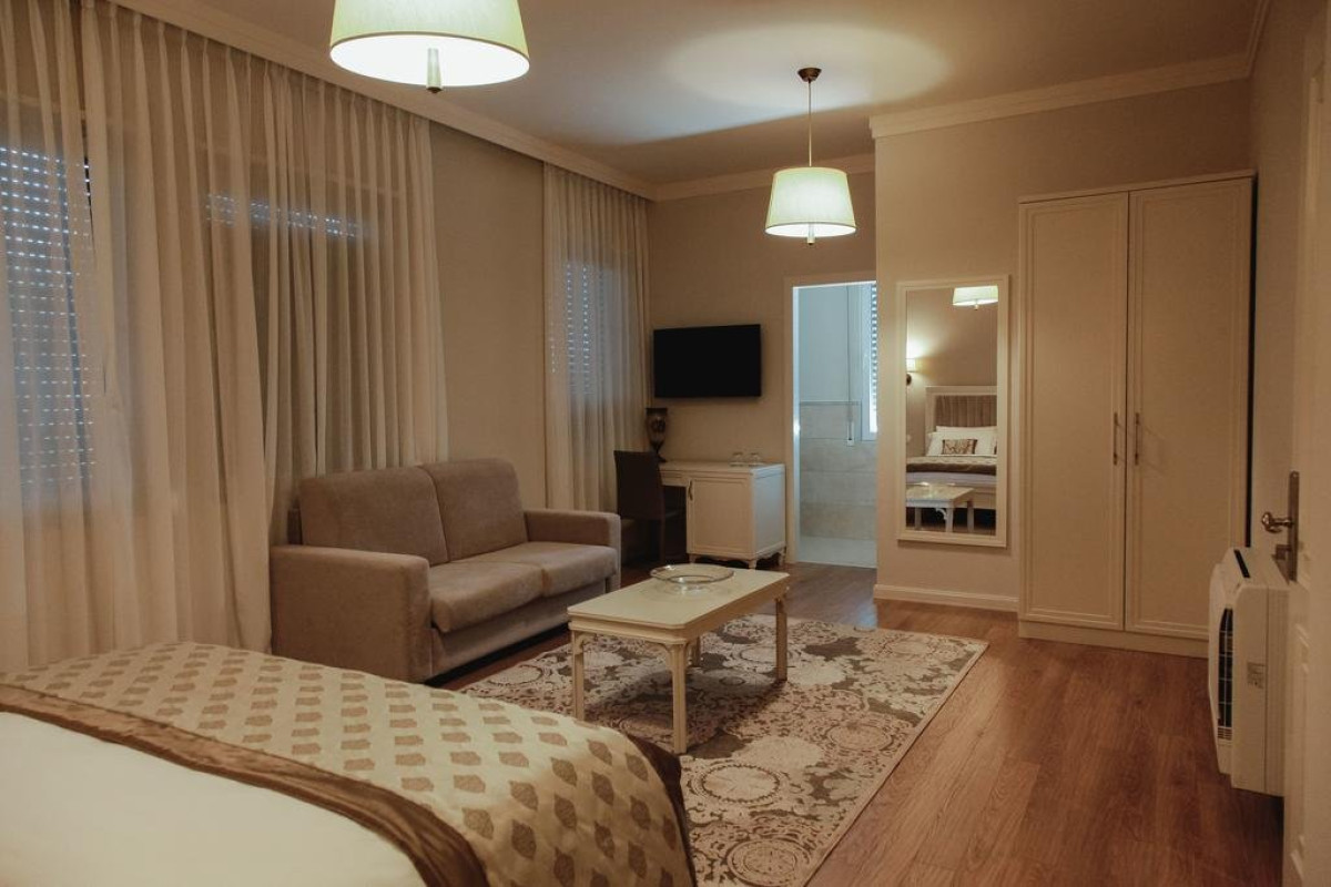 Amfiteatri Boutique Hotel (Durres)