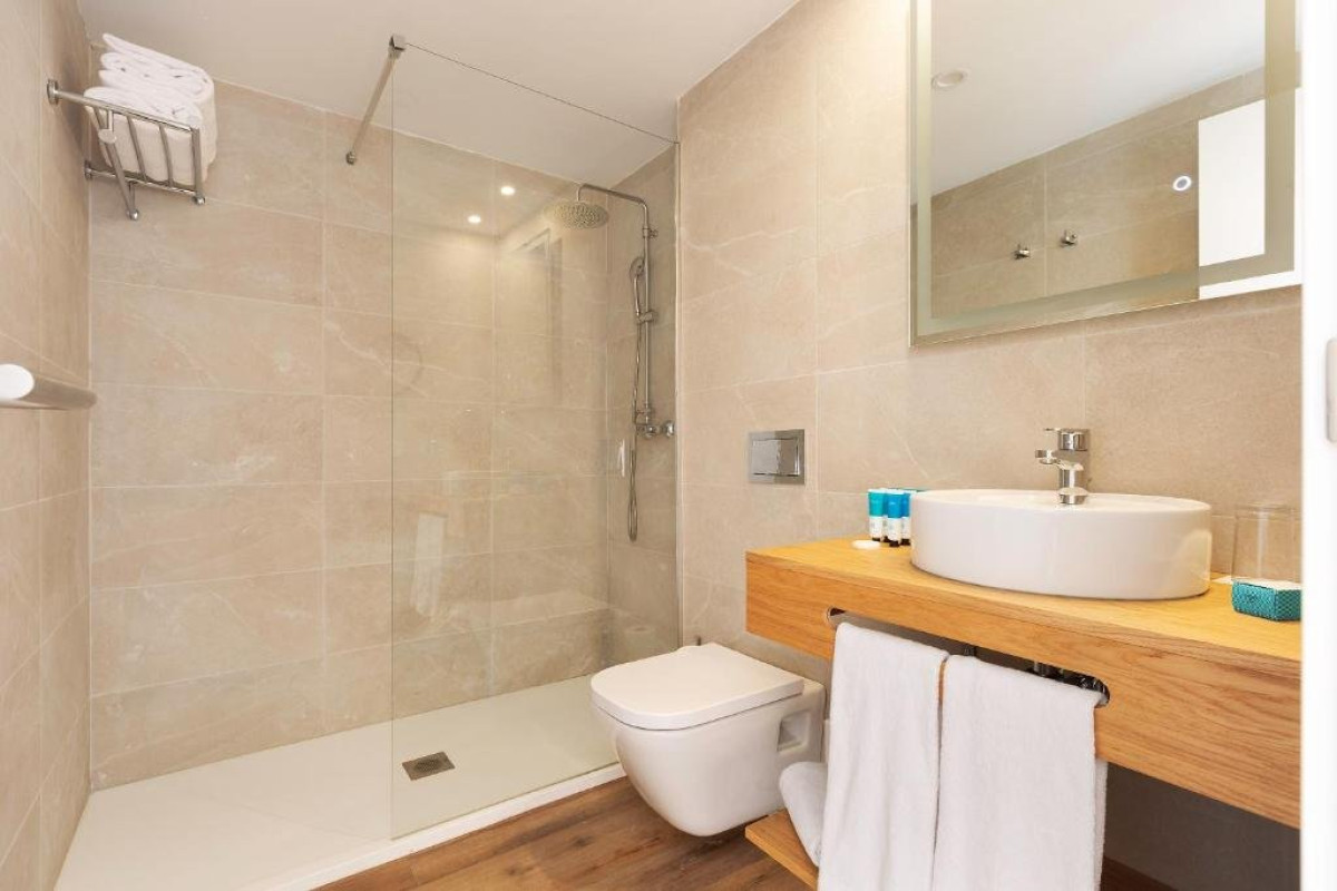 Alua Suites Las Rocas