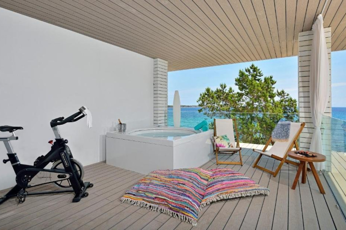 SOL BEACH HOUSE IBIZA (Adults Only) Santa Eularia
