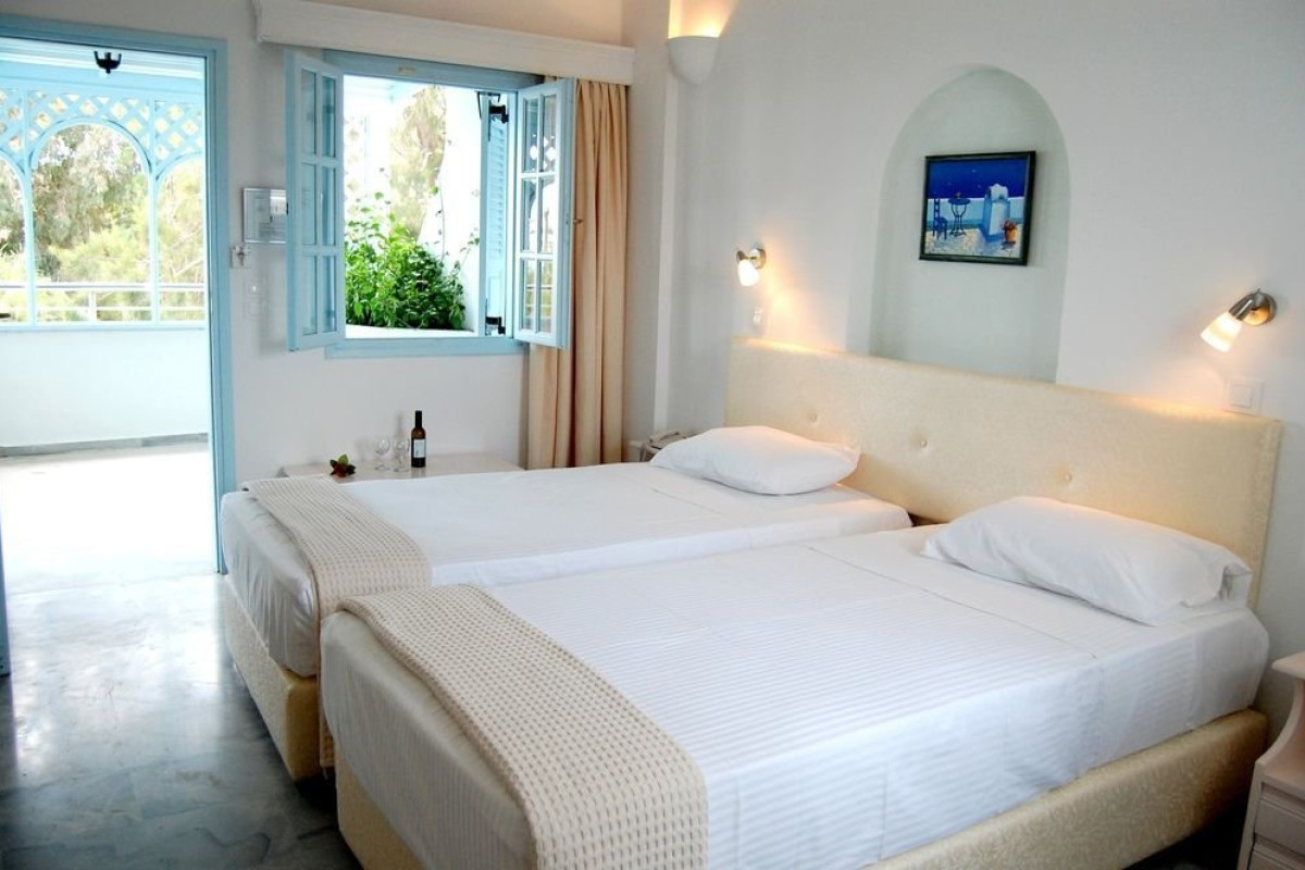 Drossos Hotel (Perissa - Santorini)