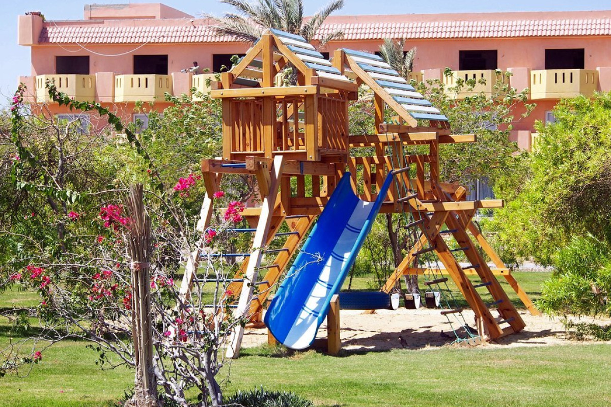 WADI LAHMY AZUR RESORT