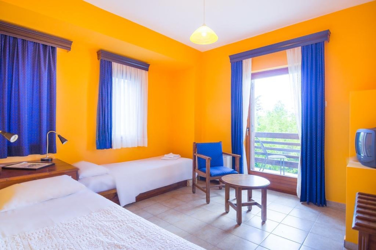 FilosXenia Roxani Country House
