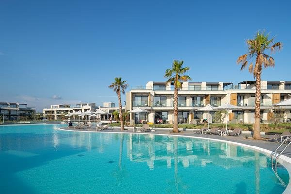 Portes Lithos Luxury Resort (Potidea, Kassandra)