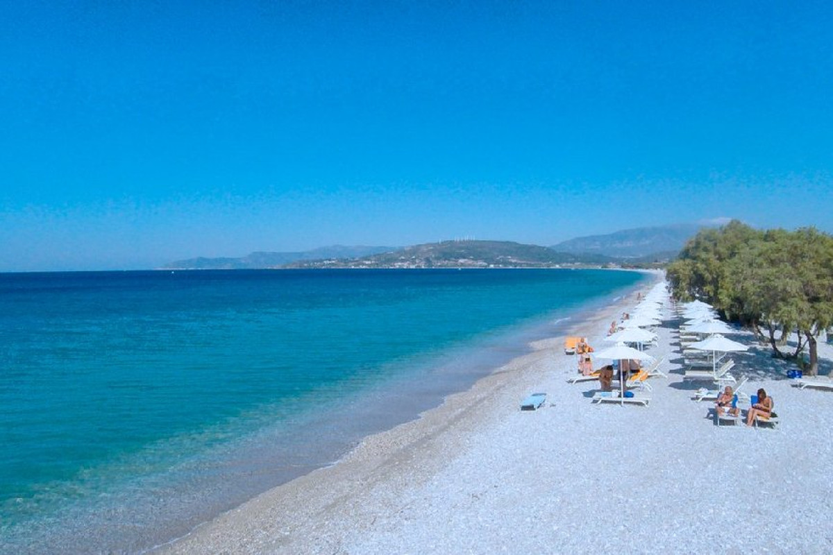Sirenes Beach