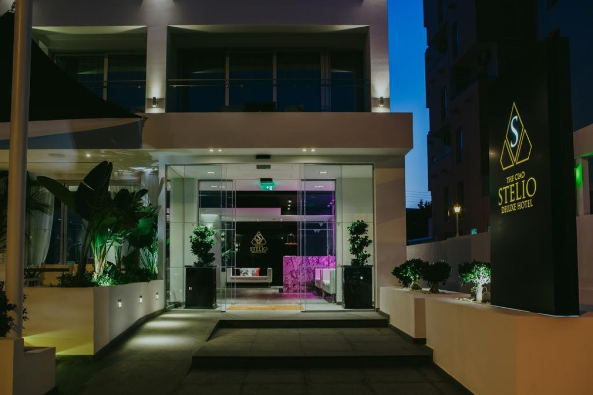Ciao Stelio Deluxe (Adults Only)