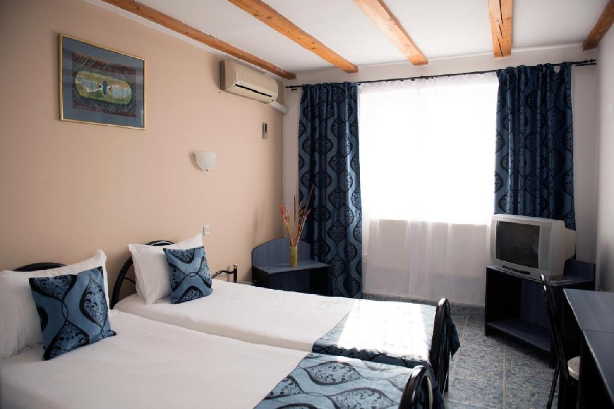Cormoran Resort CM