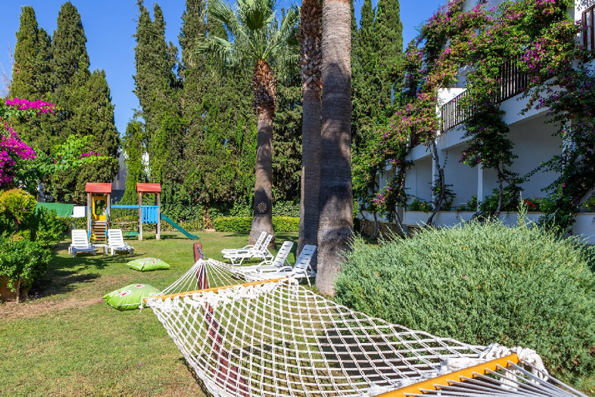 NATUR GARDEN HOTEL (Bitez)