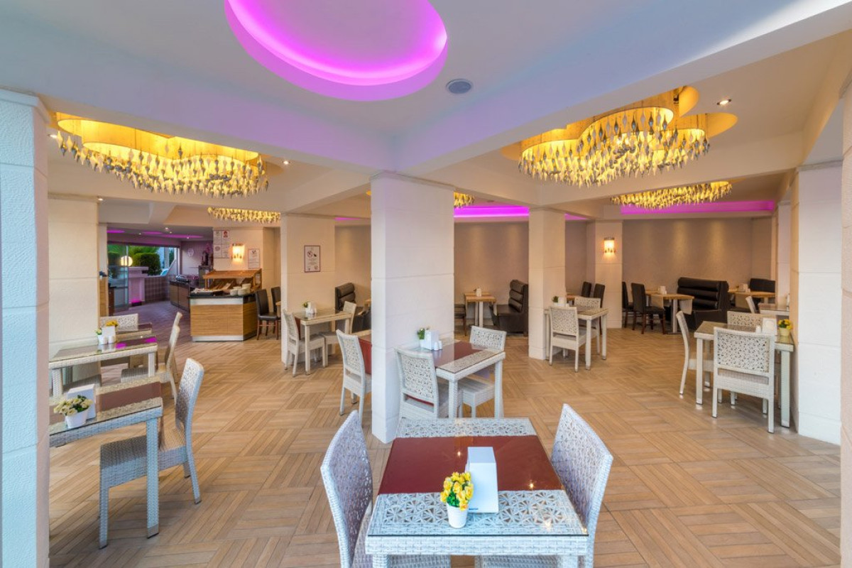 IDEAL PICCOLO HOTEL (Adults Only)