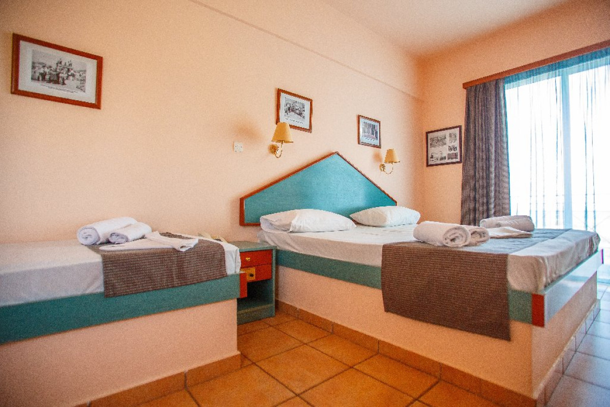 Filoxenia Hotel Apartments - Tholos