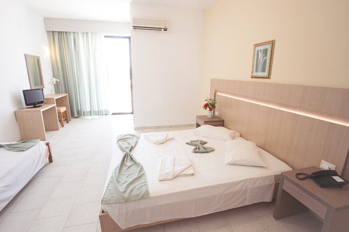 Meliton Hotel (Tholos)