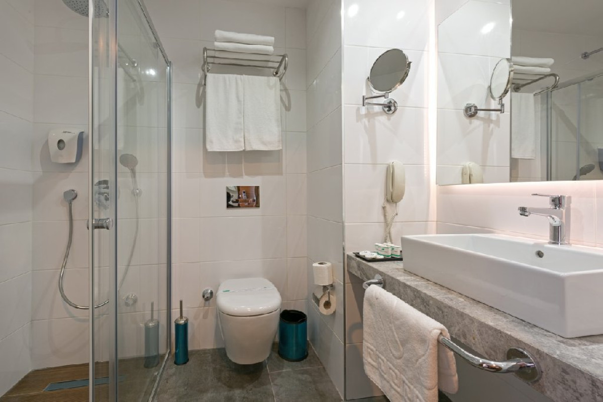 FLORIA BEACH HOTEL
