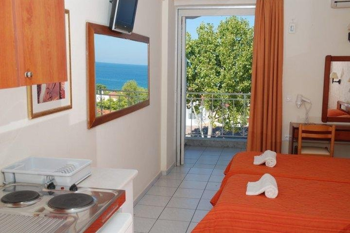 Captains Hotel  (Argassi)