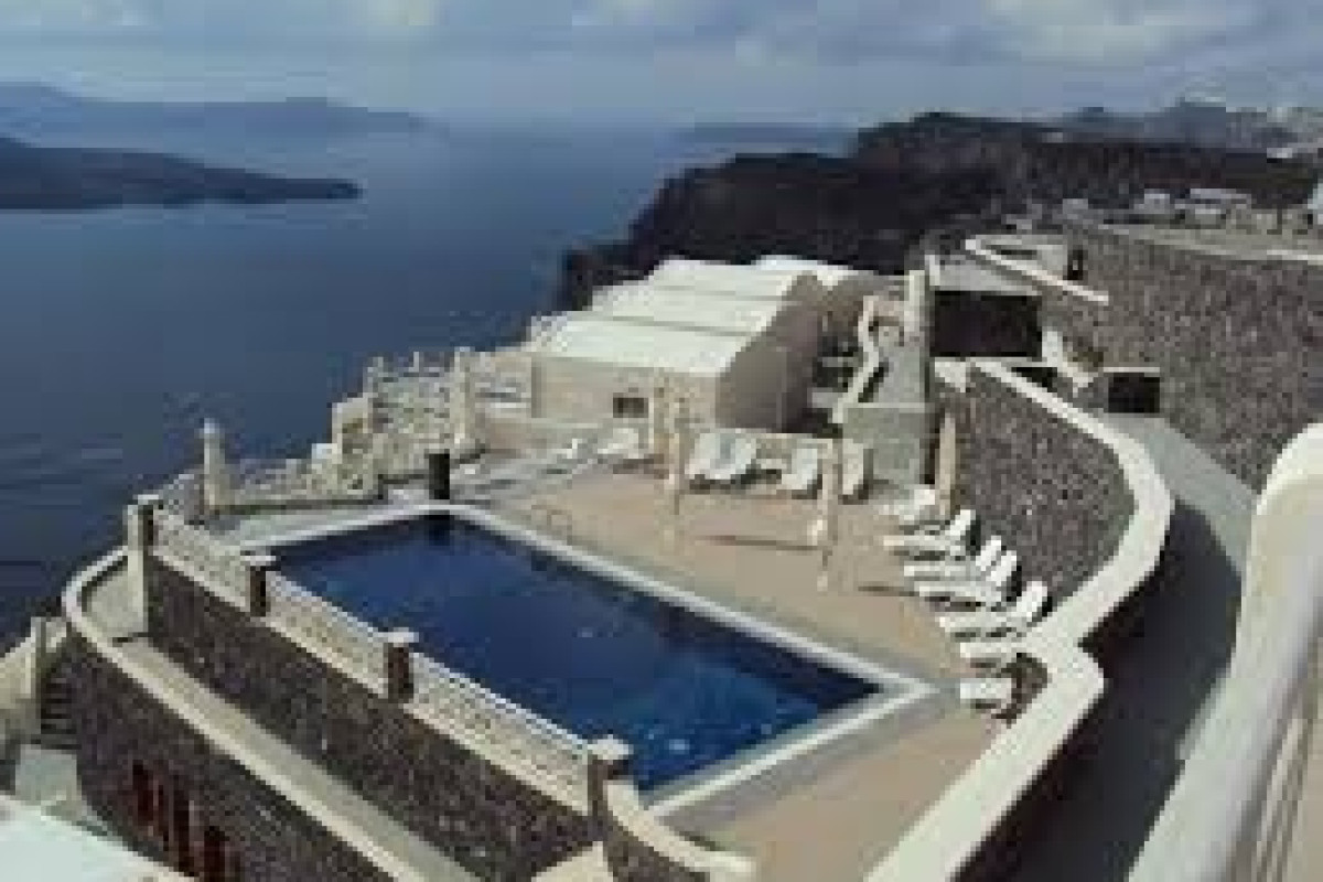 Petit Palace (Agia Irini - Fira - Santorini)