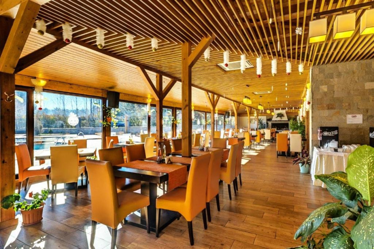 BALKAN JEWEL RESORT - Razlog