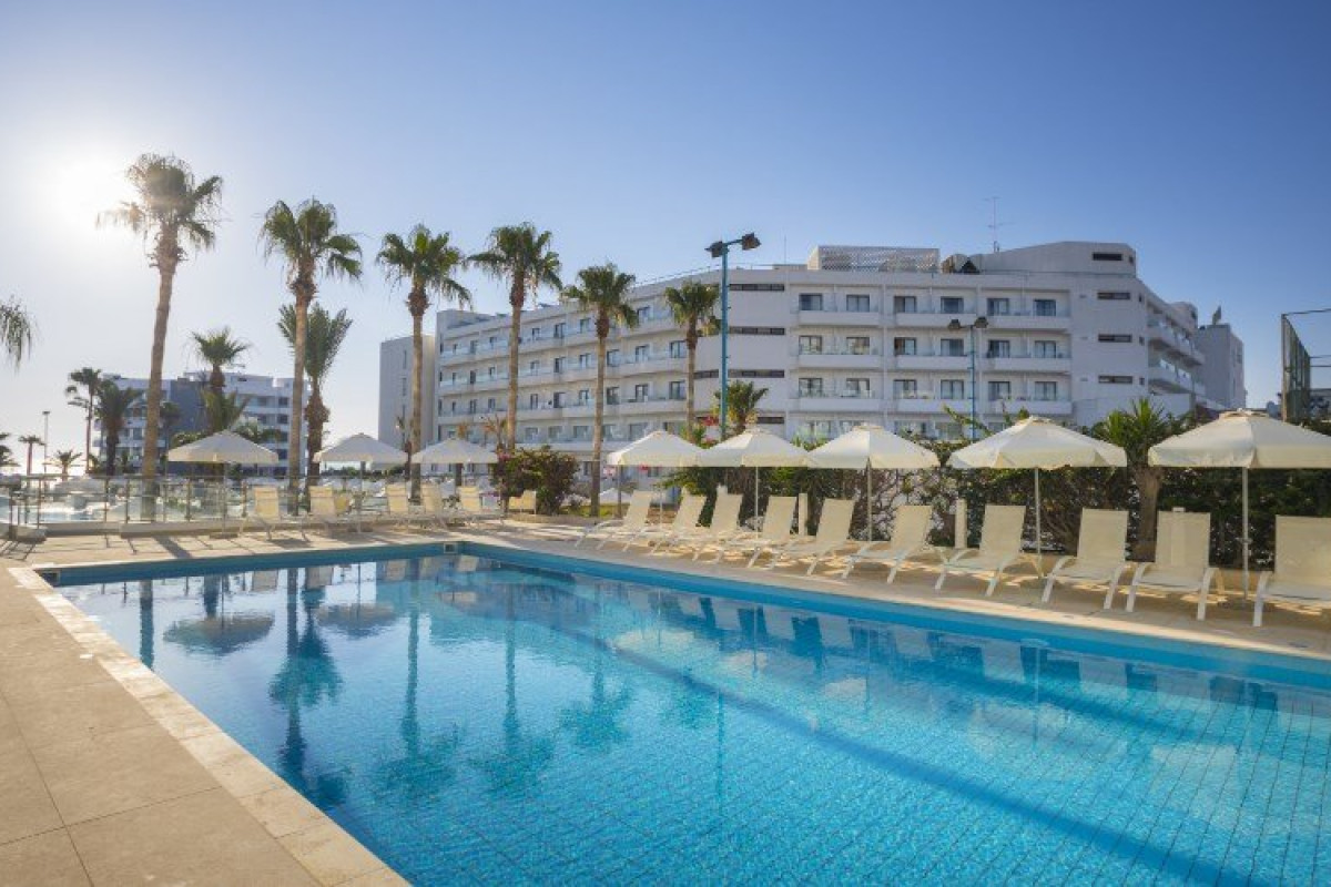 TSOKKOS BEACH HOTEL