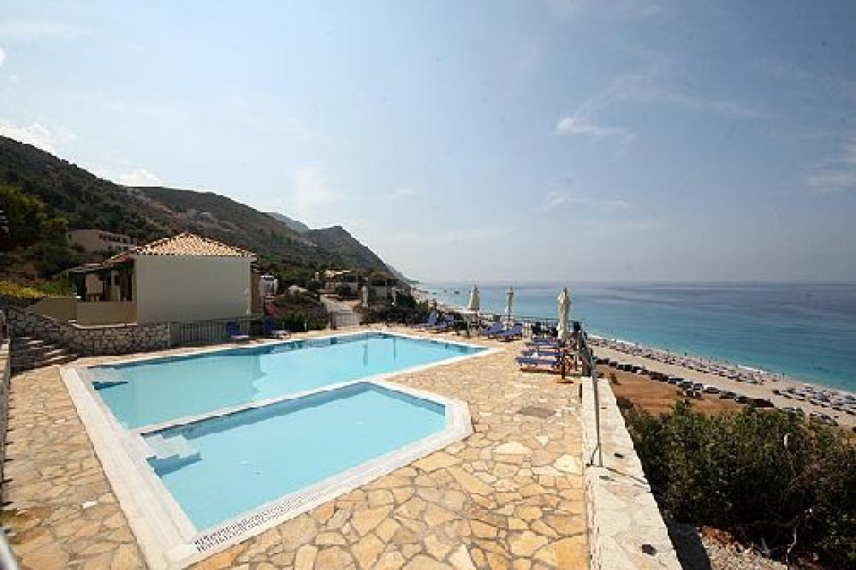 Sirios Hotel (Kathismata)