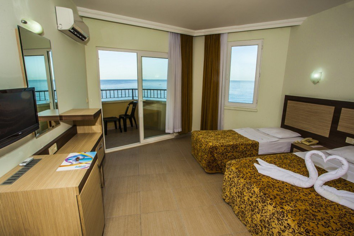 KLEOPATRA BEACH HOTEL