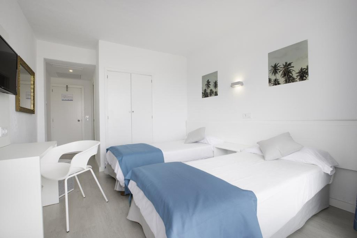 Blue Sea Arenal Tower (Adults Only)