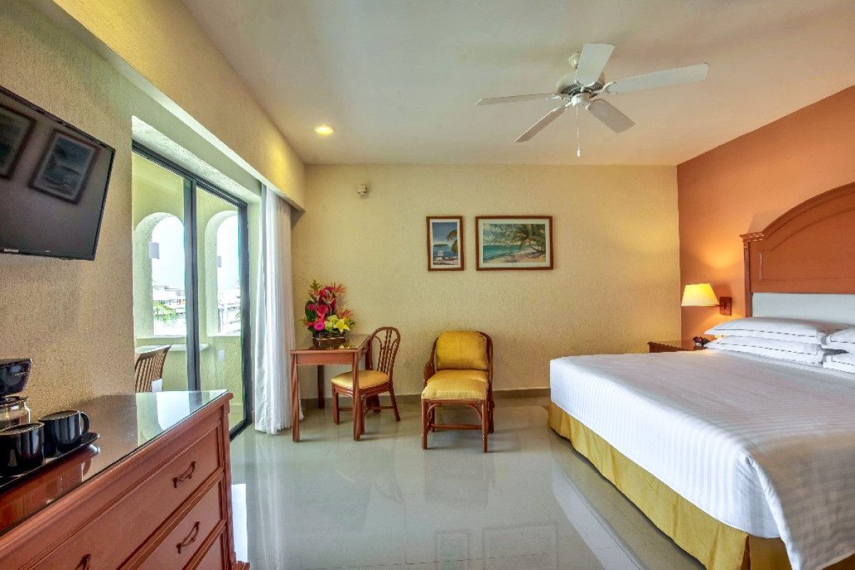 Occidental Tucancun