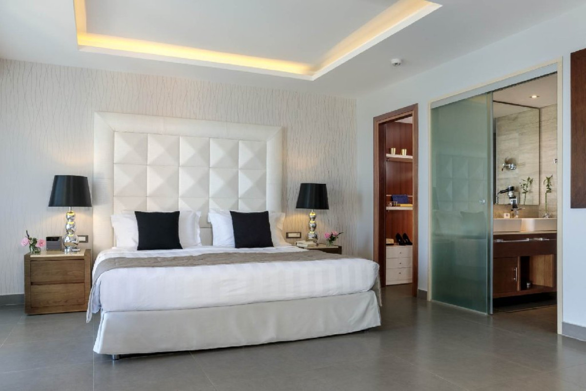 Boutique 5 Hotel and Spa (Adults Only 16+)