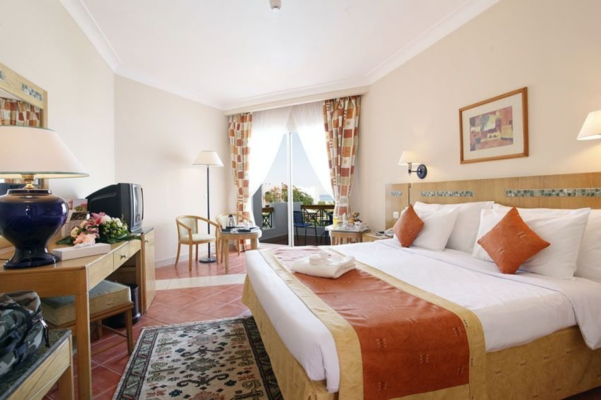 AURORA ORIENTAL SHARM