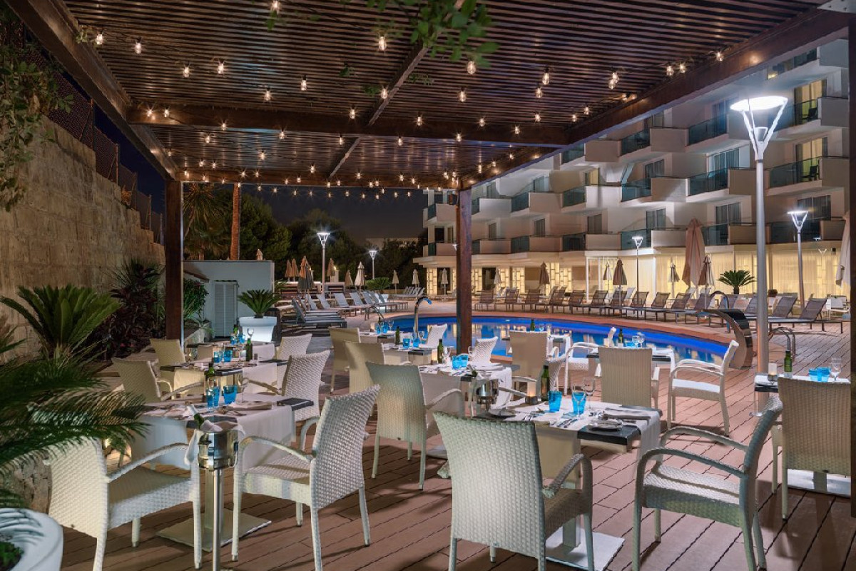 H10 Blue Mar (Adults Only +16 ani)
