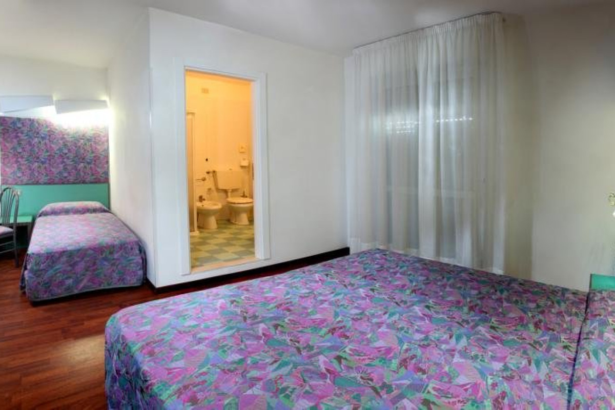 Hotel Palace (Sabbiadoro)