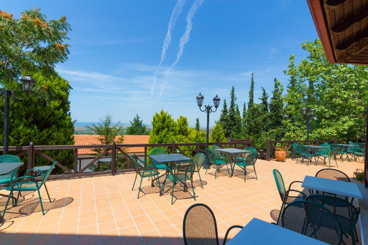 Roxani Country House