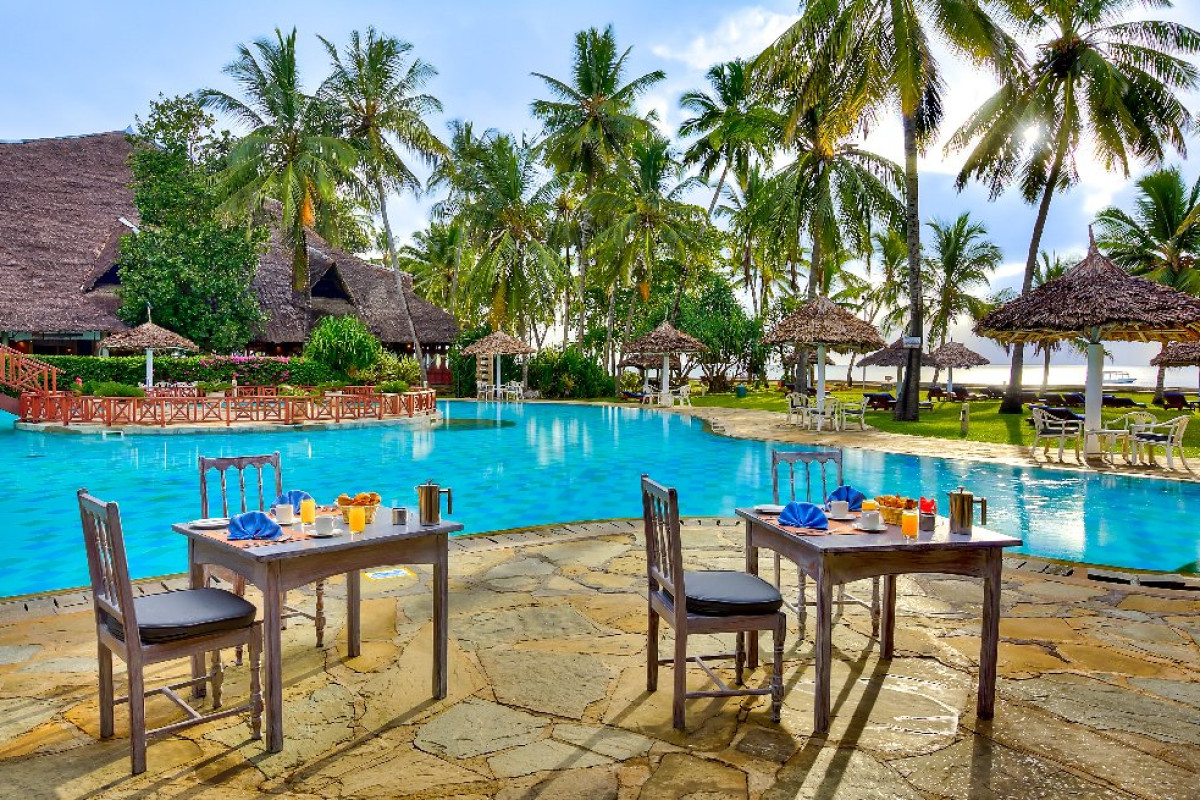 Neptune Palm Beach Boutique Resort and Spa