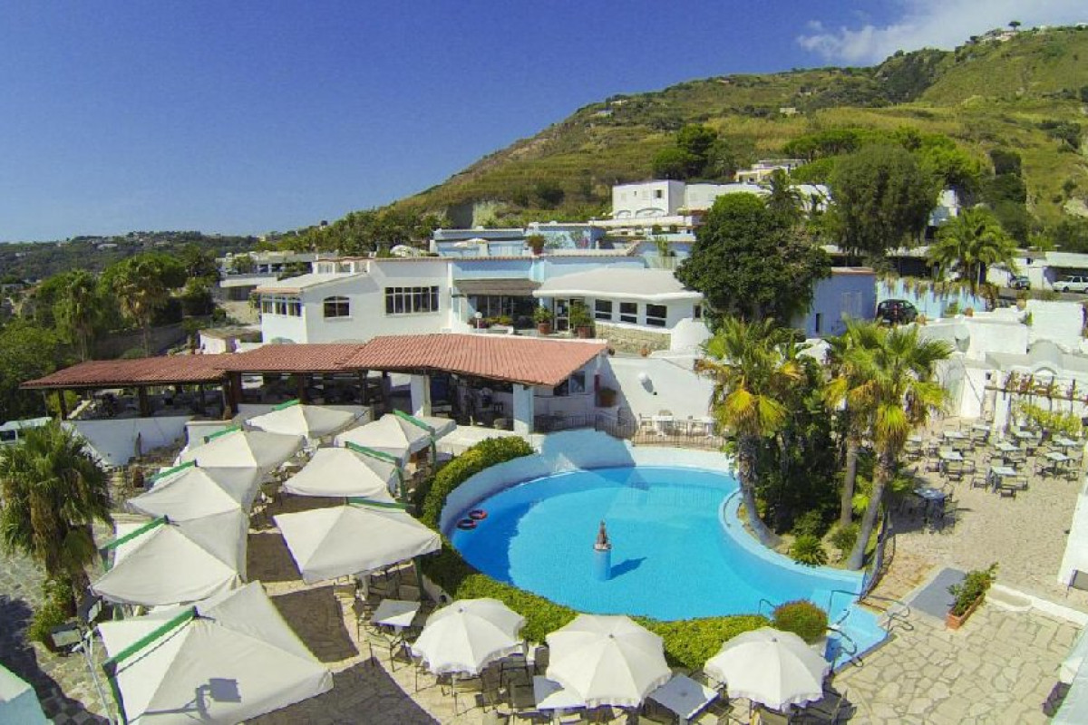 Hotel Romantica Resort and Spa